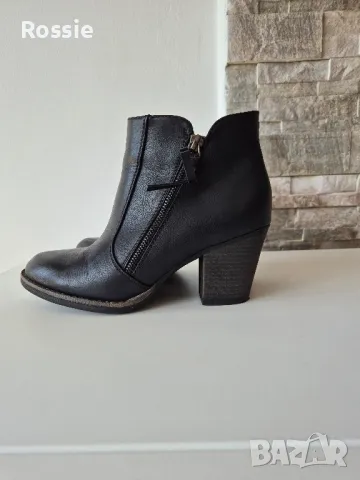 Дамски боти на ток еко кожа, снимка 1