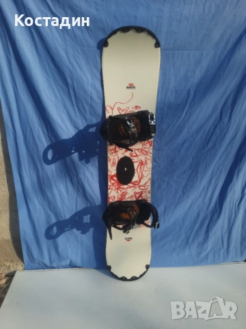 Сноуборд Blackhole 145см. С автомати  