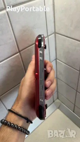 Modded PS Vita PCH-1000 Cosmic Red 128GB 150+ games, снимка 7 - PlayStation конзоли - 56040230