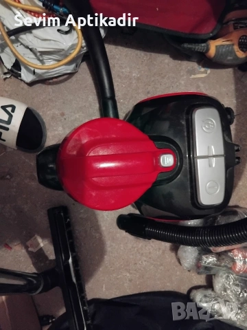 Прахосмукачка за мокро и сухо почистване, снимка 3 - Прахосмукачки - 53200469