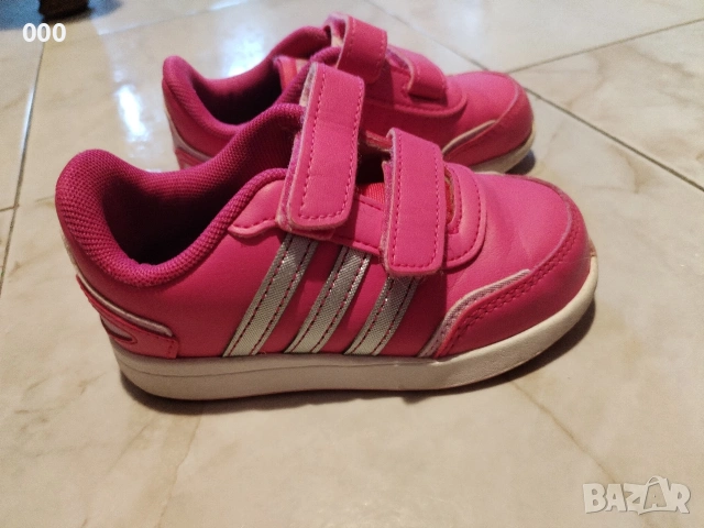 детски маратонки адидас, снимка 2 - Детски маратонки - 53760514
