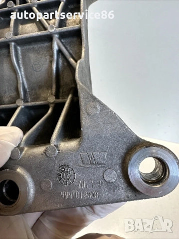 Държач за скоба за Jeep Grand Cherokee 3.0 Crd (2012) VMMT013308F, снимка 3 - Части - 53511913