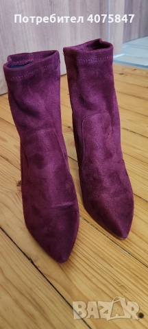 модерни велурени боти