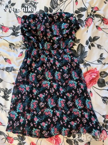 Лятна рокля на цветя XS/S