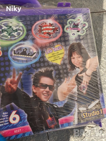 Творчески комплект за деца светещи бижута , снимка 3 - Други - 53770116