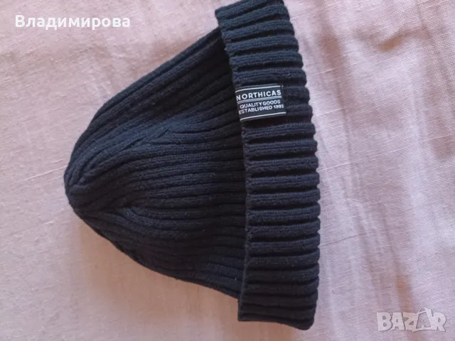 Лот 3 бр. шапки и кожени ръкавици, снимка 2 - Шапки, шалове и ръкавици - 48558327