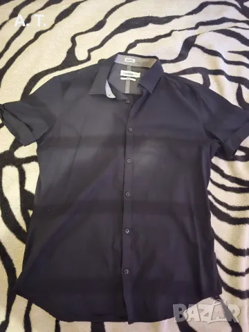 Риза Calvin Klein размер М