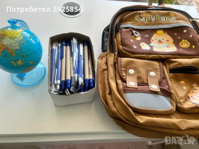 Бяло бюро IKEA за компютър с подаръци, снимка 2 - Бюра - 56057796
