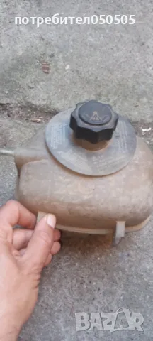 Казанче за Антифриз от Хонда Акорд 2000--98г