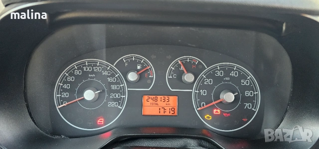 Фиат Гранде пунто- регистриран , снимка 16 - Автомобили и джипове - 53741605