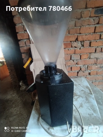 Профeсионална Кафемелачка, снимка 4 - Кафемашини - 53742045