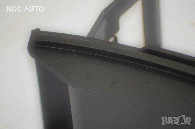 Оригинален пепелник втора употреба за VW POLO 6N 1994-1999 г., снимка 4 - Части - 34571979