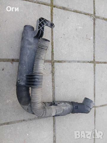 Въздуховод за Фолксваген Голф 4 1.4 16V 75к.с. 1J0 129 594 G, снимка 2 - Части - 53658520