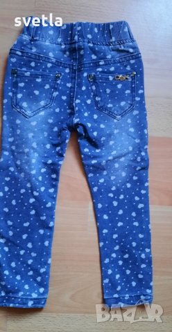 Дънки на сърчица, снимка 2 - Бебешки дънки - 34178302