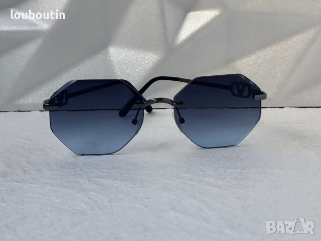 Valentino дамски слънчеви очила Осмоъгълник с верижка синджир, снимка 11 - Слънчеви и диоптрични очила - 41627456