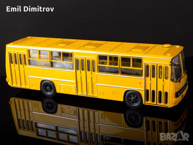 Умален модел на автобус Ikarus-260, в мащаб 1:43, снимка 8 - Колекции - 34843387