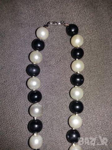 Гердан огърлица от перли, снимка 3 - Колиета, медальони, синджири - 35744283