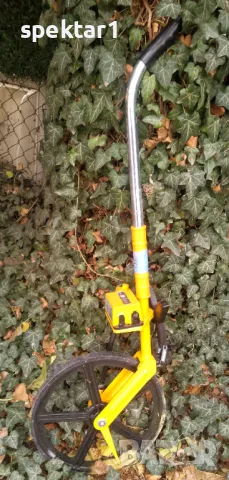 Пътищарско колело Безконечен метър с брояч.  Търкалящ се метър кръгова рулетка