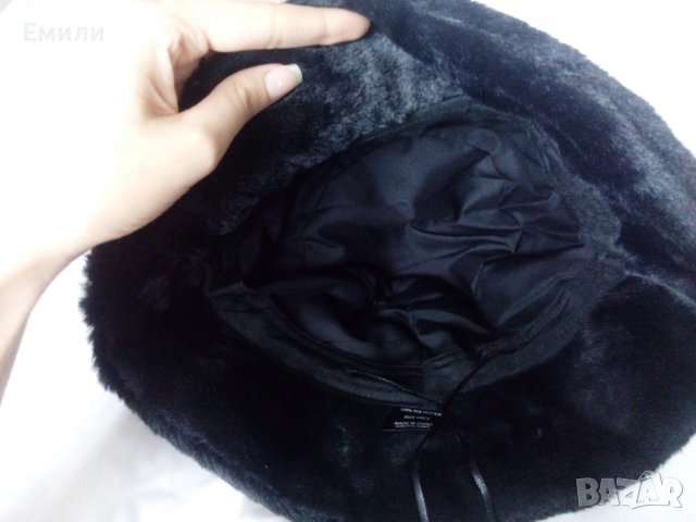 Дамска зимна плюшена шапка в черен цвят, снимка 5 - Шапки - 39070676