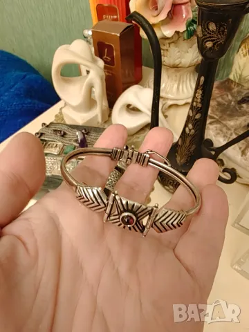 Авторска сребърна гривна с рубин кабошон, снимка 3 - Гривни - 40431424