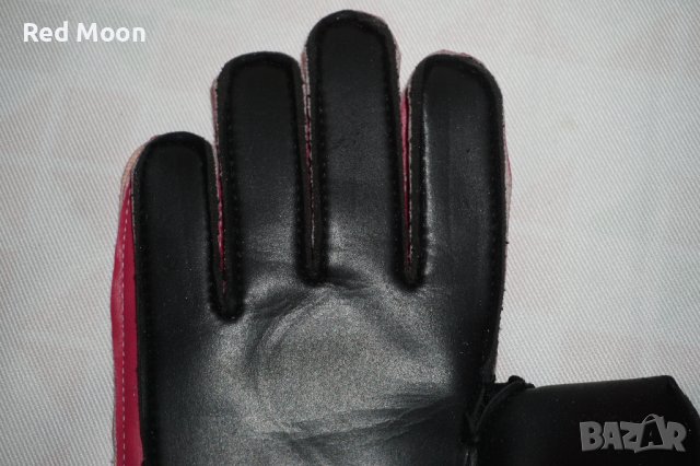 Футболни Дамски ръкавици Umbro Размер 9, снимка 15 - Ръкавици - 42509199