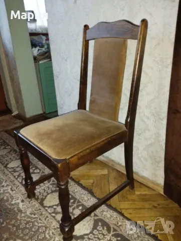 Трапезни столове