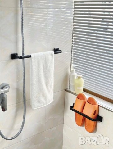 Самозалепваща се закачалка за чехли и кърпи