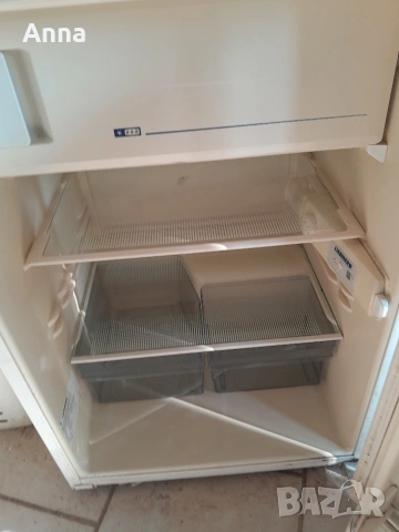 продавам малък хладилник LIEBHERR Premium, снимка 7 - Хладилници - 53708995