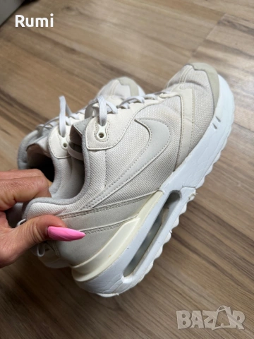 Оригинални дамски маратонки Nike Air Max Dawn! 39 н, снимка 9 - Маратонки - 52344509