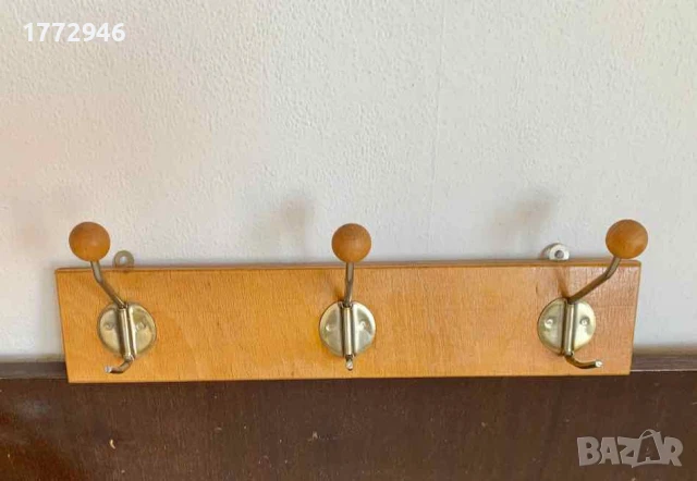 Дървена закачалка, снимка 1