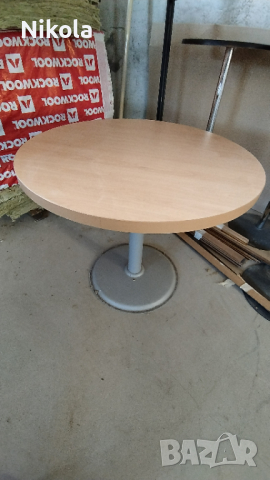 Маса кръгла ф-90см с метален крак