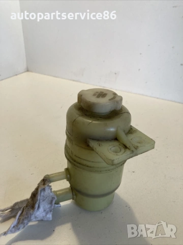 Резервоар за течност на усилвателя на кормилото за Peugeot 4007 2.2 HDI (2009)