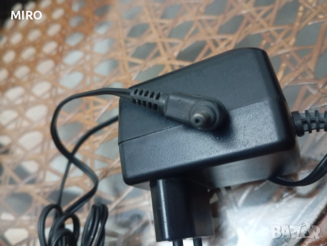 Зарядно за телефон Моторола, снимка 5 - Оригинални зарядни - 52856017