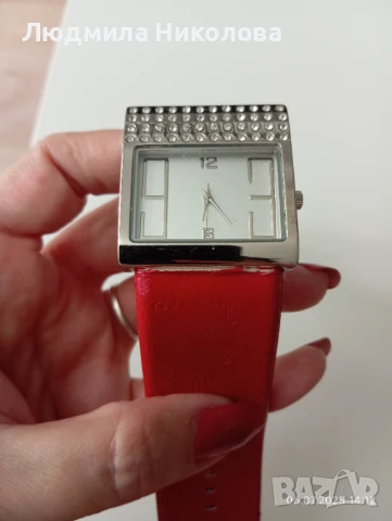 Дамски часовник Avon, снимка 3 - Дамски - 50926701