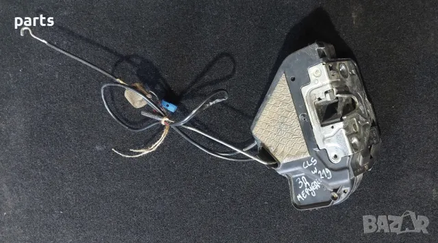 Задна Дясна Брава - Ключалка Мерцедес CLS W219, снимка 4 - Части - 50355353