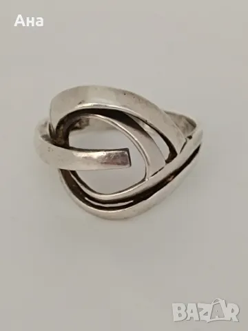 Красив сребърен пръстен 