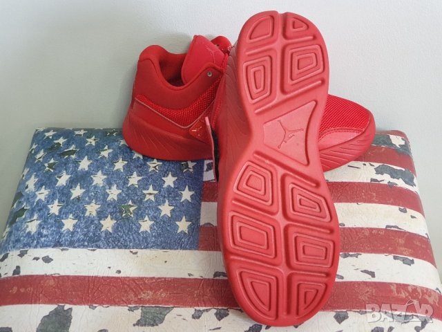 JORDAN J23 RED 36.5 номер като нови , снимка 5 - Детски маратонки - 41853758