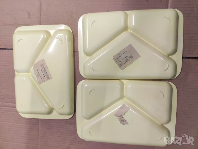 Продавам Поднос №290 " Пластхим" Тервел  НРБ, снимка 4 - Прибори за хранене, готвене и сервиране - 34740845