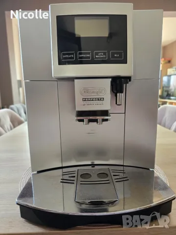 Кафеавтомат De'Longhi Perfecta Cappuccino Graphic Touch (ESAM 5600) + Оригинална кана за мляко, снимка 2 - Кафемашини - 55959419