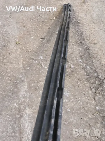 Лайстна лайсна предна дясна врата за Ауди А3 Audi A3 8L 2/3 врати 8L3853959A, снимка 3 - Части - 50368699