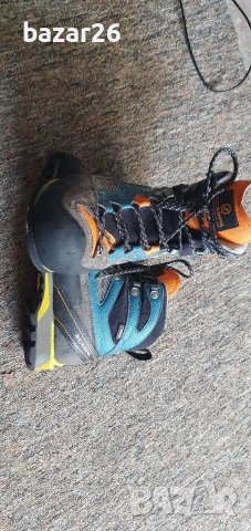 Туристически обувки SCARPA номер 39 и1/2 , боти за планински туризъм, есен-зима, снимка 4 - Други - 41845938