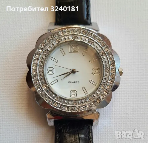 Масивен Дамски часовник с камъни и каишка ,,Morellato"Genuine Leather, снимка 1 - Дамски - 47623995