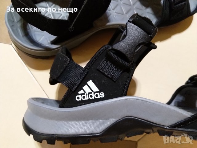 Черни оригинални сандали Adidas Traxion ( Адидас Траксион) номер 44, снимка 2 - Мъжки сандали - 41424713