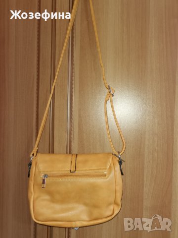 Дамска чанта в оранжево, снимка 4 - Чанти - 40897772