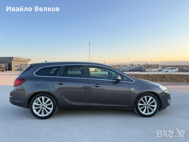Opel Astra J Sport turner , снимка 3 - Автомобили и джипове - 53740489