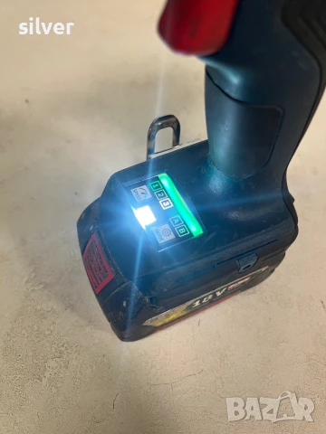 Акумулаторен безчетков перфоратор гайковерт BOSCH , снимка 4 - Винтоверти - 50465672