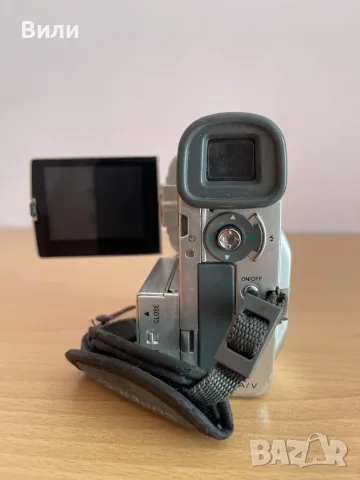 Видеокамера Sony, снимка 3 - Камери - 56118814