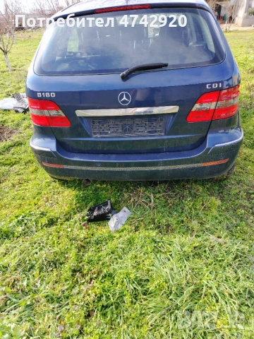 Мерцедес В класа на части , снимка 6 - Части - 53540099