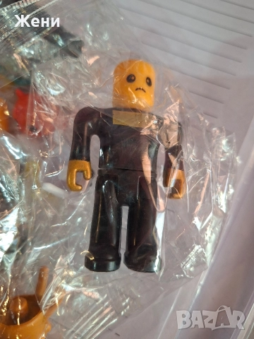 10 броя фигурки от играта "99 нощи в гората" на Роблокс, снимка 3 - Фигурки - 52905700