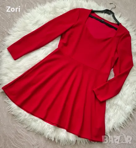 Червена кукленска еластична рокля